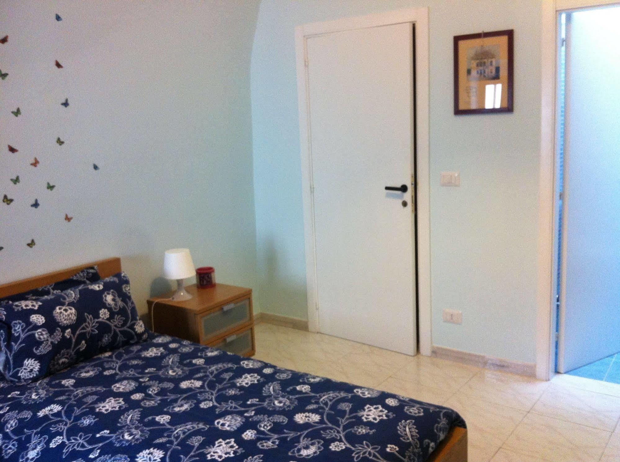 La Rosa Blu 2 Bed & Breakfast Santeramo in Colle Eksteriør bilde