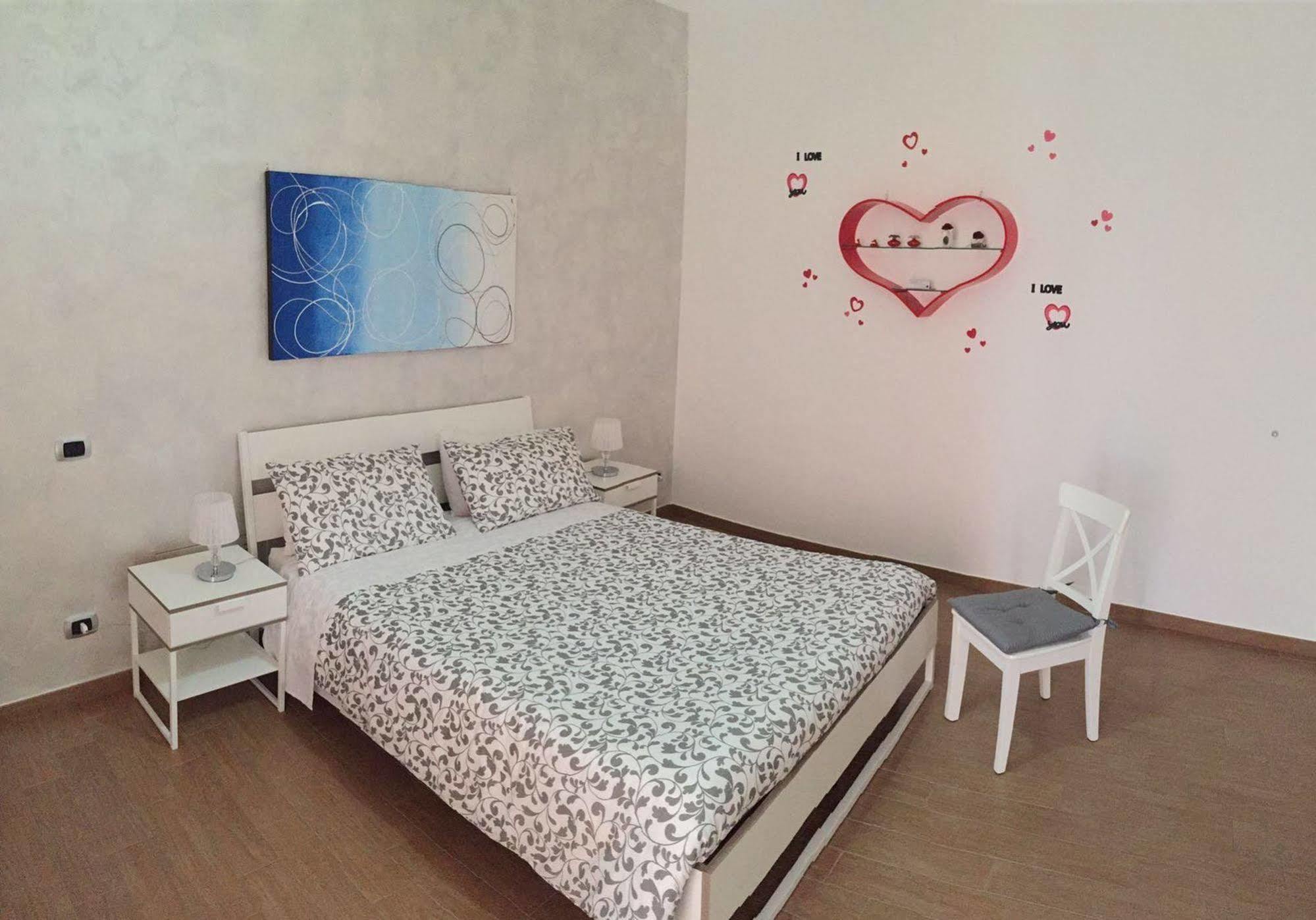 La Rosa Blu 2 Bed & Breakfast Santeramo in Colle Eksteriør bilde